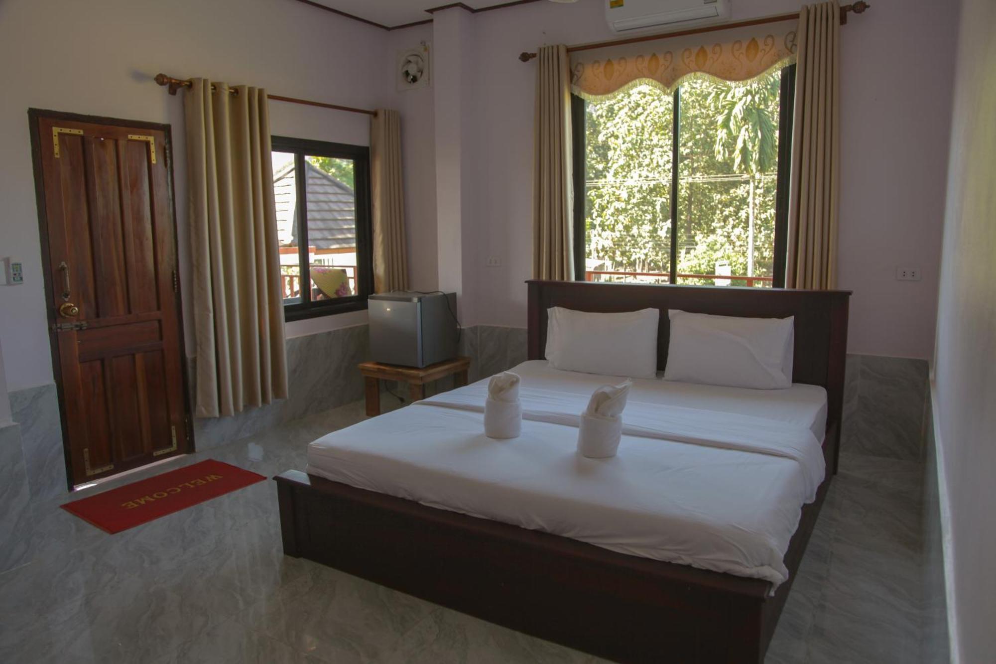 Dd Guesthouse Vangviang Kültér fotó